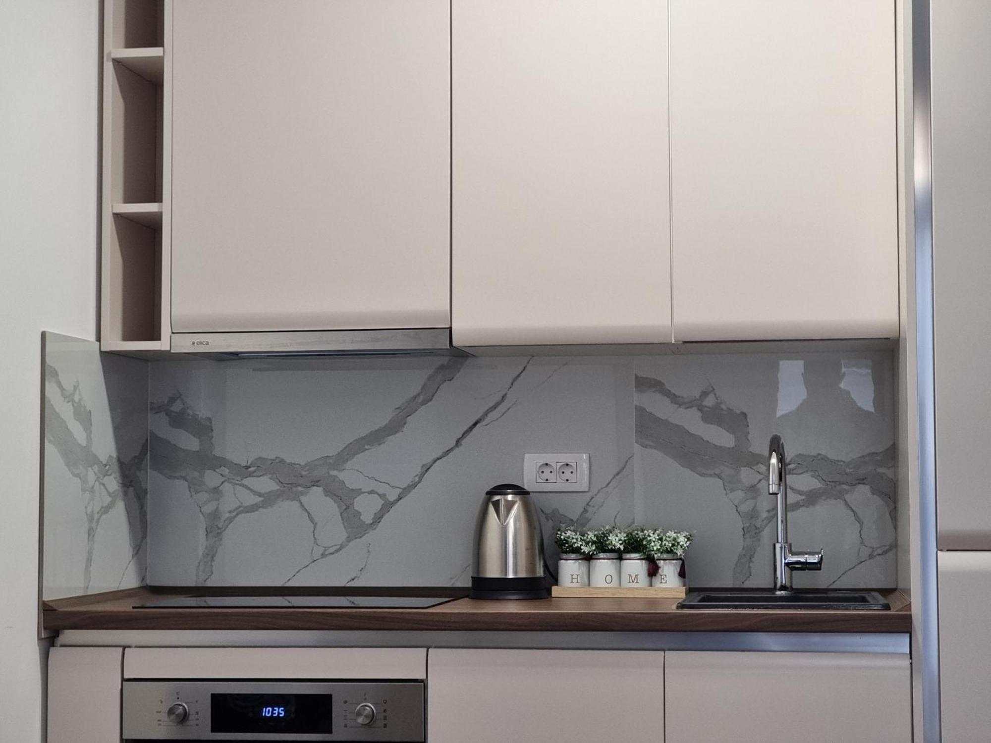 Adriatic Apartments Budva Luaran gambar