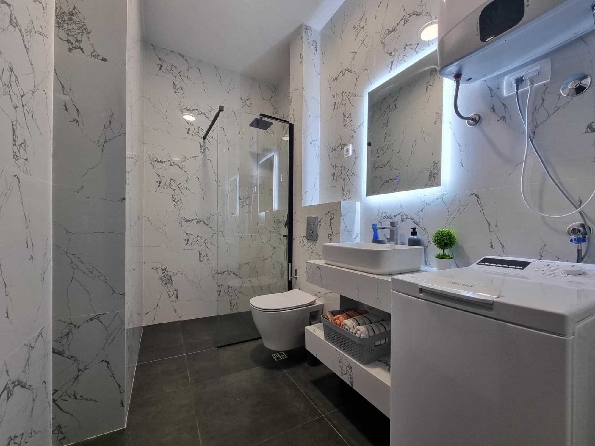 Adriatic Apartments Budva Luaran gambar