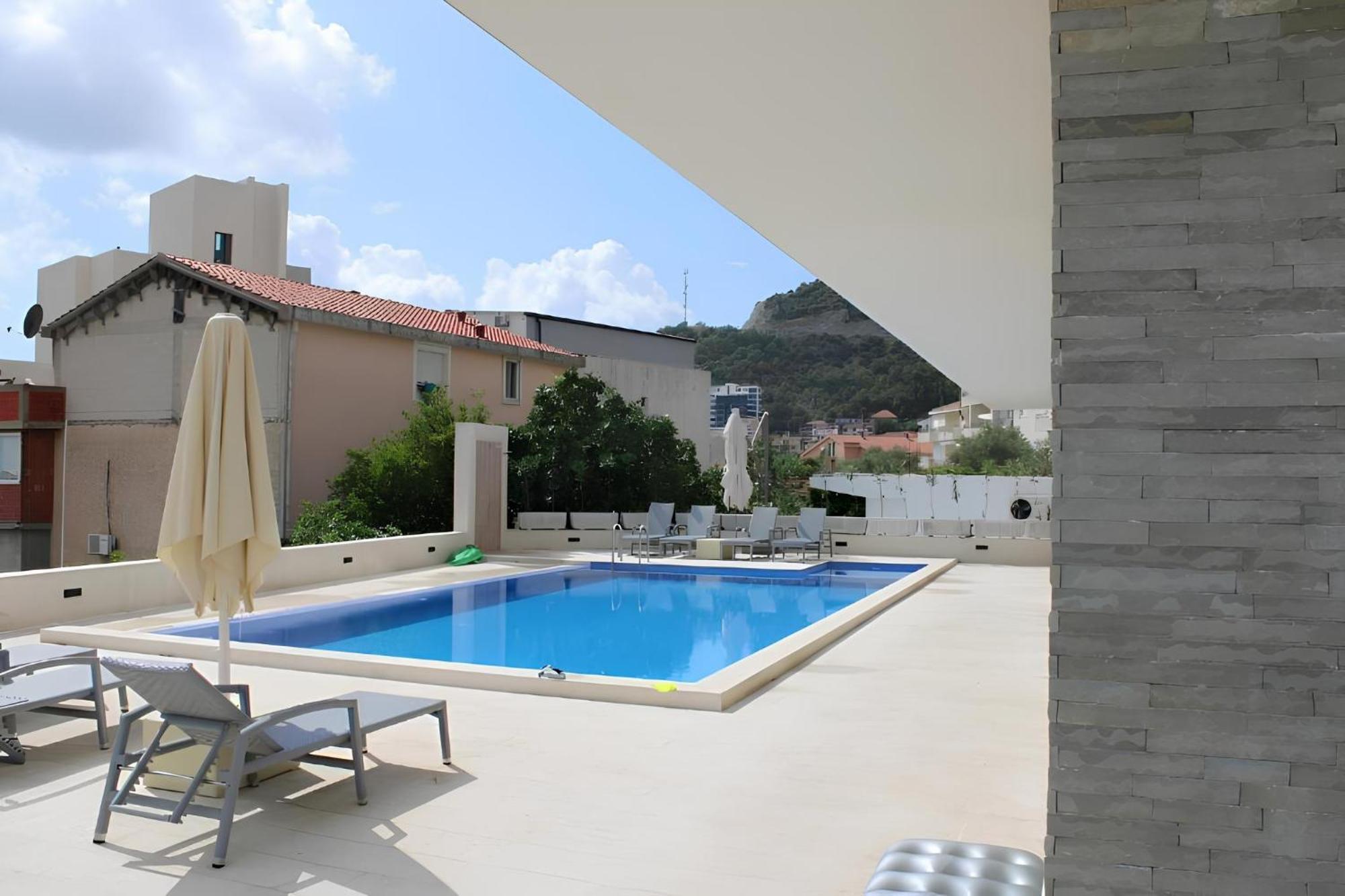 Adriatic Apartments Budva Luaran gambar