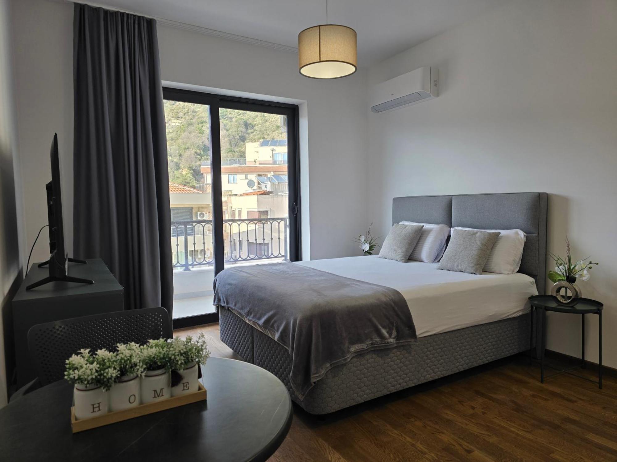 Adriatic Apartments Budva Luaran gambar